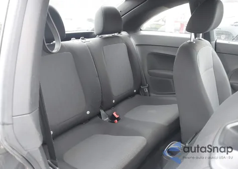 2013 Volkswagen Beetle 2.5L Entry from USA, damaged, VIN 3VWFP7AT5DM654256